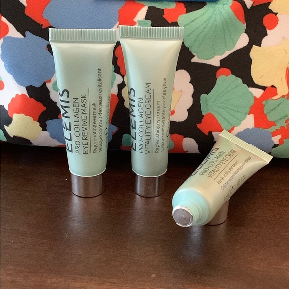 ELEMIS Skincare Bundle with Rixo Cosmetic Bag - Picture 9 of 10